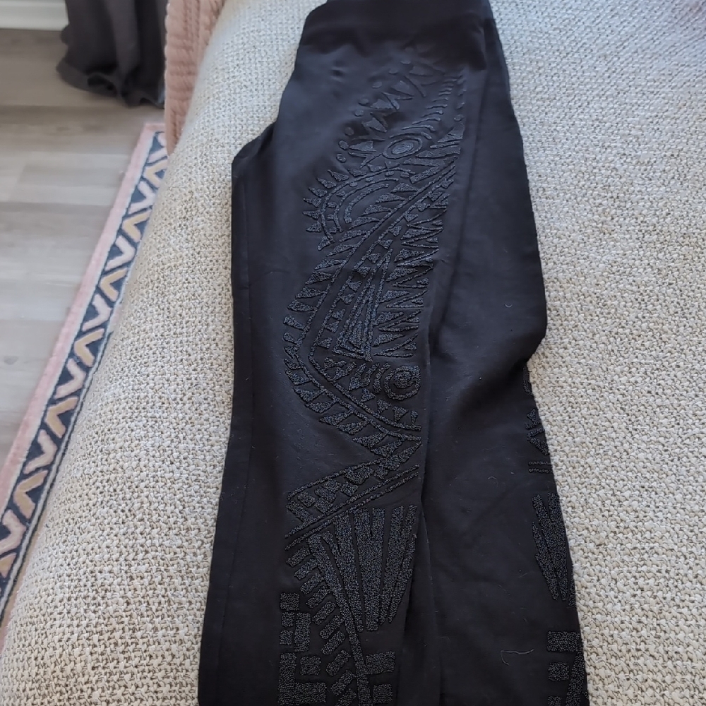 Express Black Patterned Leggings - image 2